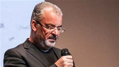 مجلس نقابة الممثلين السوريين يعزل النقيب بعد شطبه لسلاف فواخرجي 