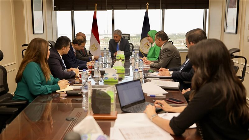 وزير السياحة والآثار
