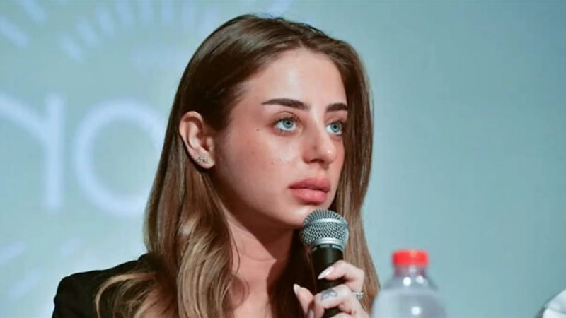الشابة ميا شم تحدثت