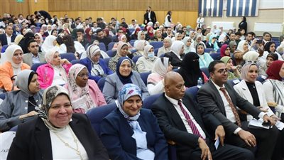 تمريض الإسكندرية تنظم المؤتمر الطلابي العلمي الثاني