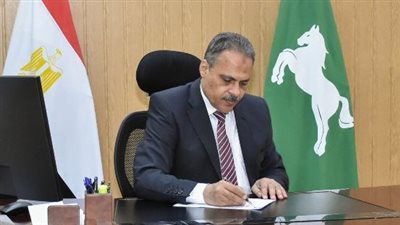 إحالة 14 موظفًا بالشرقية للتحقيق بسبب التقصير في العمل 