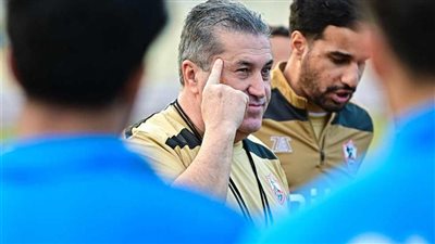 مشكلته مع الإدارة والجمهور، تعليق مثير للجدل من بيسيرو بسبب زيزو