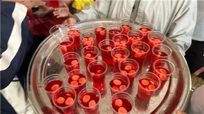  تفسير حلم توزيع الشربات في المنام وعلاقته بشفاء المريض وتفريج الكروب 