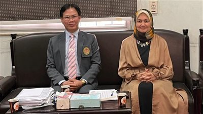 رئيس جامعة الأزهر ومستشارة الإمام الأكبر يبحثان سبل التعاون مع وفد تايلاندي رفيع المستوى