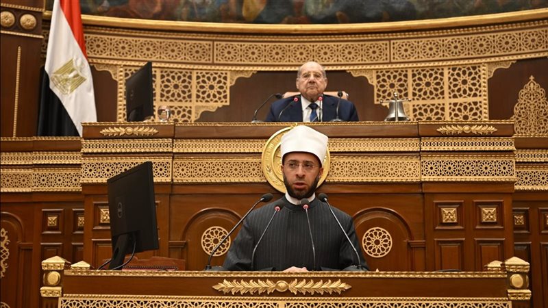 وزير الأوقاف أمام