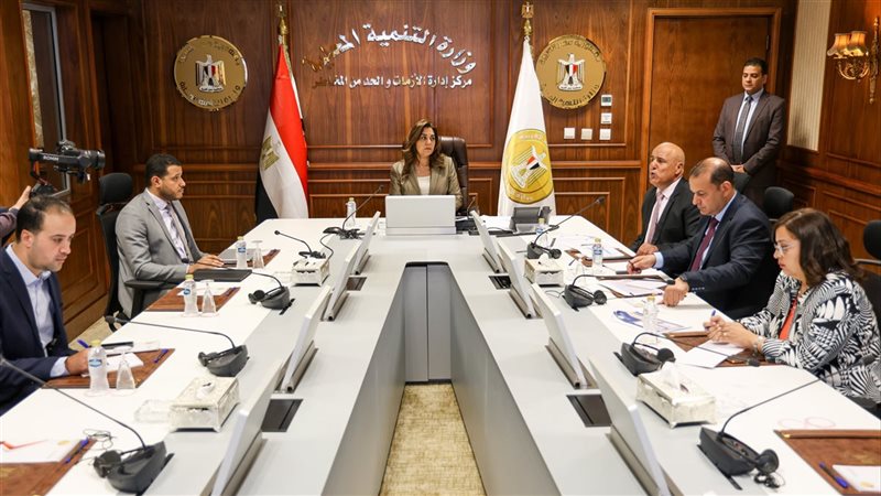 اجتماع وزير التنمية