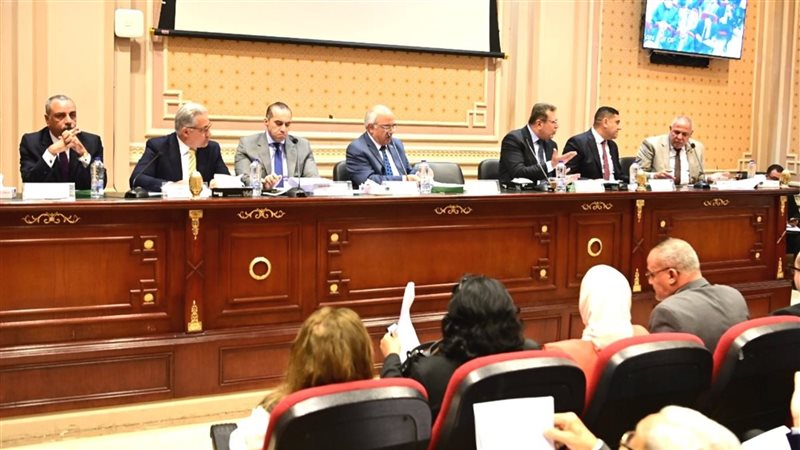 مناقشة مشروع تعديل