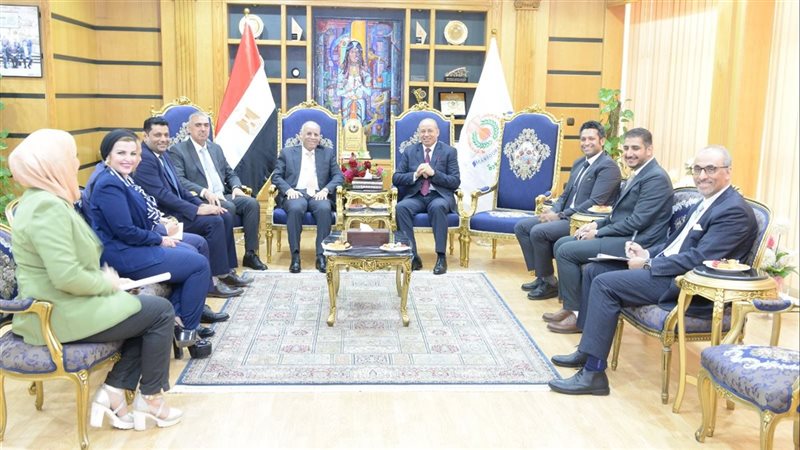 جامعة المنصورة، فيتو