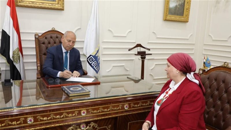 محافظ القاهرة،فيتو