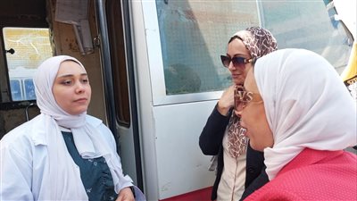 صحة الإسماعيلية تطلق أسطول عيادات متنقلة ضمن فعاليات اليوم السكاني بالقرى (صور) 