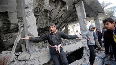 استشهاد 5 فلسطينيين في قصف للاحتلال استهدف منازل وخيام نازحين وسط وجنوب غزة