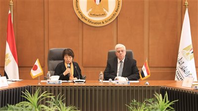 عاشور يبحث سبل التعاون مع وزيرة التعليم والثقافة اليابانية