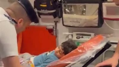 الشرطة تنقذ طفلا علقت قدمه داخل مصعد سكني بالإسماعيلية 