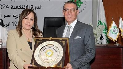 الكرة الطائرة، الاتحاد الأفريقي يختار ياسر قمر مستشارًا لمجلس الإدارة