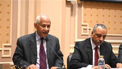 أستاذ قانون: إنهاء عقود الإيجار القديم مخالف لأحكام الدستورية العليا