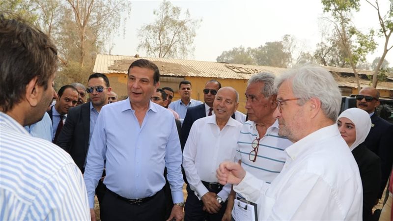 وزير الزراعة ومحافظ