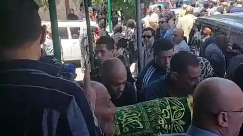 تشييع جثمان الفنان