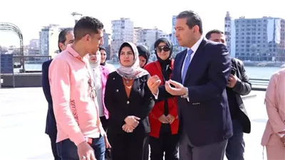 محافظ دمياط يفتتح معرض فن الأويما ويعلن عن خطة متكاملة لإحياء الحرف التراثية