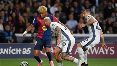 جارسيا يقلص الفارق بهدف لبرشلونة أمام انتر ميلان