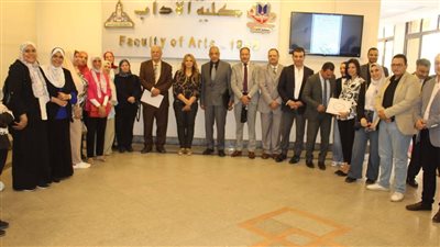 كلية الآداب بجامعة عين شمس تحصل على التوصية بمنحها ثلاث شهادات أيزو دولية