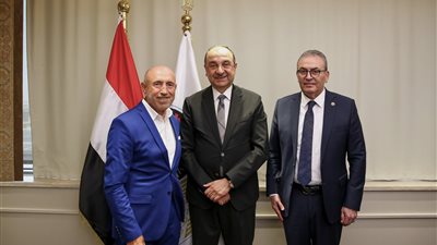 وزير قطاع الأعمال العام يبحث مع شاهينلر التركية فرص التعاون والاستثمار