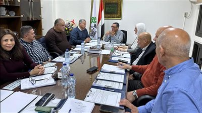 تشكيل الأجهزة الفنية واعتماد الموازنة على طاولة مجلس 