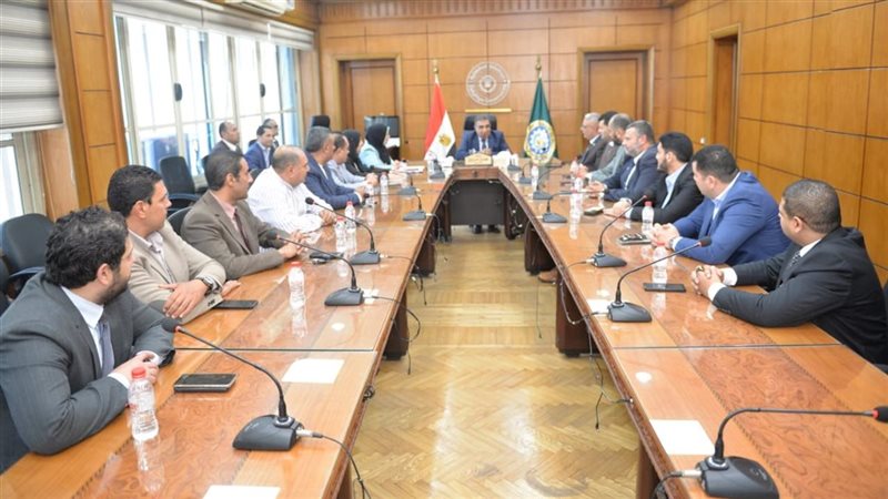 لقاء محافظ الدقهلية