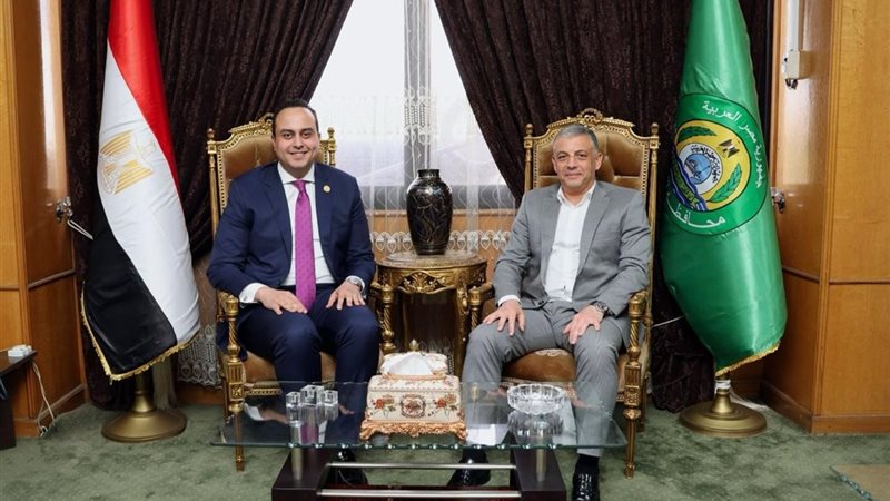د. أحمد السبكي خلال