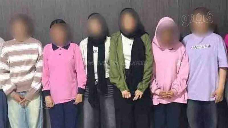طالبات العاشر من