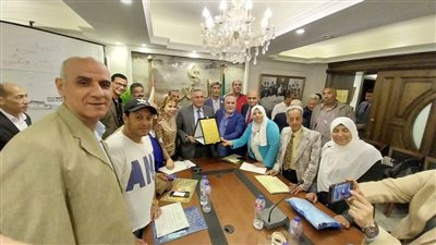 تفاصيل الدورة التثقيفية لاتحاد عمال الوفد (صور)