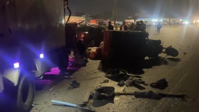 بسبب السرعة الزائدة، مقطورة تدهس عدة سيارات على دائري السلام (فيديو وصور)