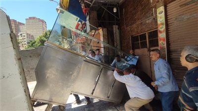 حملة مُكبرة لإزالة الإشغالات والتعديات بسوق باكوس في الإسكندرية