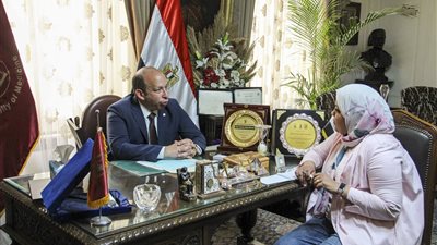 عميد طب قصر العيني: نعاني نقص الموارد ونعتمد على التبرعات.. والمالية ترفض زيادة الموازنة.. والخصخصة مستحيلة.. ونواجه خطر الاندثار ( حوار )