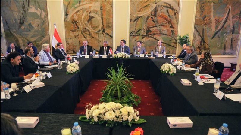 الاجتماع الثانى للجنة
