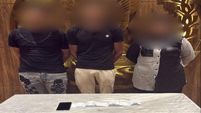 سقوط 3 متهمين اعتدوا على سائق وأجبروه على توقيع إيصالات أمانة وتحويل أموال بالقاهرة