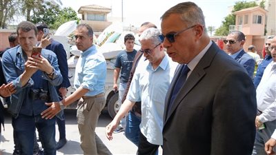 محافظ الإسكندرية يتفقد صومعة كينج مريوط ويتابع توريد القمح (فيديو وصور)