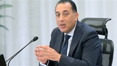 رئيس الوزراء يتابع مع محافظ البحيرة الموقف التنفيذي لمشروع تطوير 