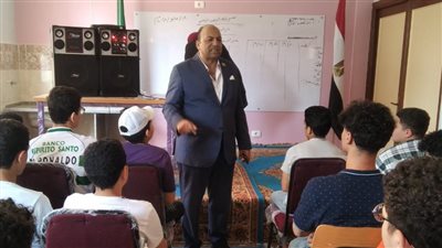 وكيل تعليم الدقهلية يتابع المراجعات المجانية لطلاب الشهادتين الإعدادية والثانوية