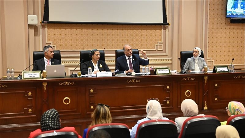 مناقشة موازنة المجلس