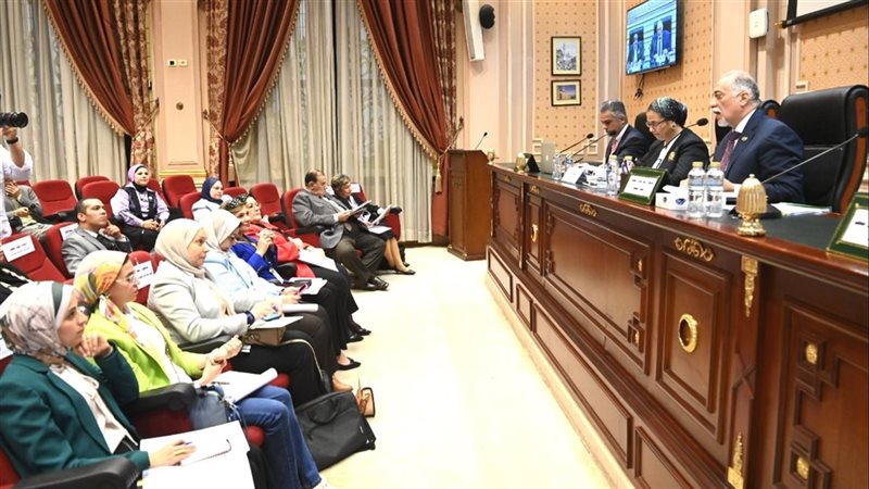 مناقشة موازنة المجلس