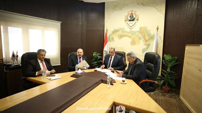 غرفة عمليات نقابة