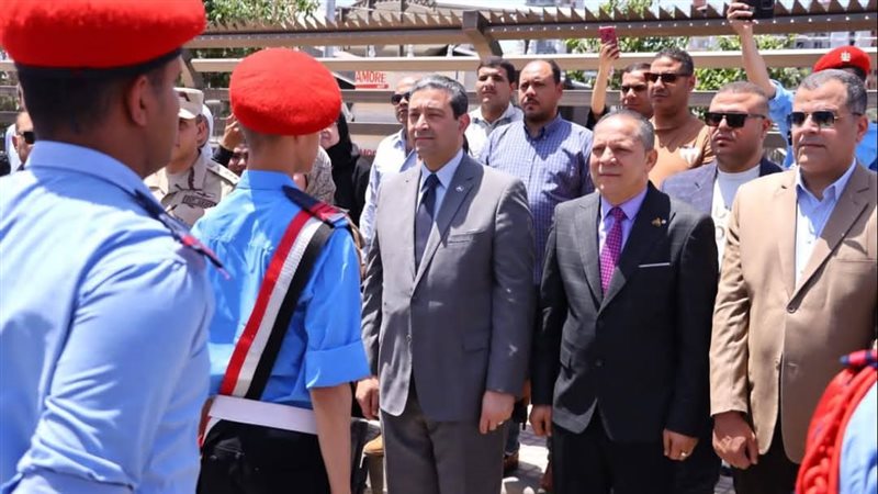 محافظ دمياط يحضر