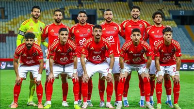 طاهر ووسام أبو علي يقودان تشكيل الأهلي امام سيراميكا كليوباترا بالدوري