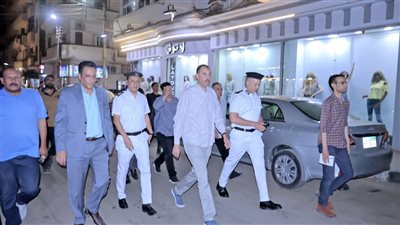 محافظ سوهاج يتابع أعمال التخطيط المروري ويوجه برصف 20 شارعا جانبيا