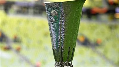 كأس اليوروبا ليج يظهر في مباراة مانشستر يونايتد وبيلباو بالدوري الأوروبي (فيديو)