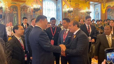أبرزهم رئيس الصين، السيسي يتبادل الأحاديث الودية مع القادة المشاركين باحتفالات النصر بموسكو (صور) 