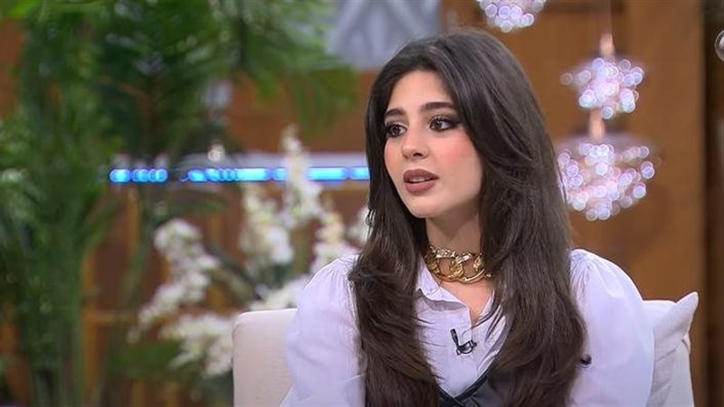 الفنانة مايان السيد،