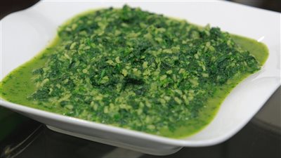 طريقة عمل الخبيزة، أكلة شعبية لذيذة وسهلة التحضير