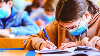 انطلاق امتحانات نهاية العام لصفوف النقل غدا 