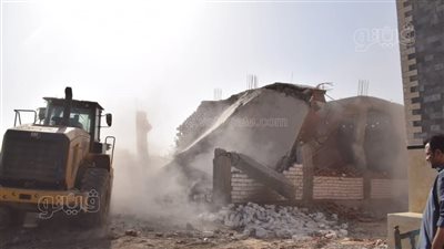 محافظ المنيا يتابع إزالة التعديات على الأراضي الزراعية وأملاك الدولة